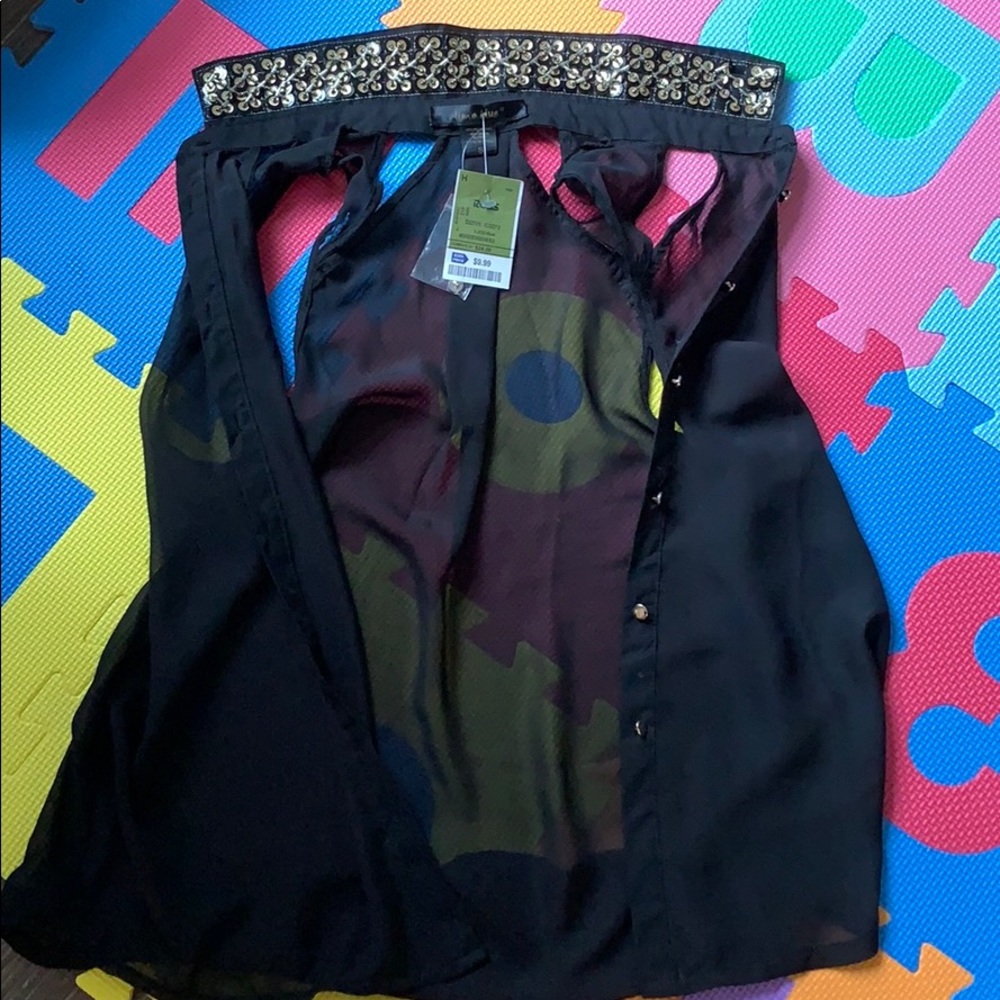 brand new women’s top